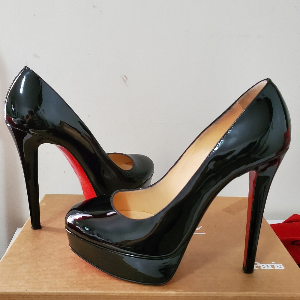 Christian Louboutin Bianca patent